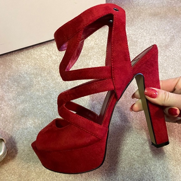 Chelsea & Zoe Red Suede Platform Heels 8.5 - Picture 2 of 10